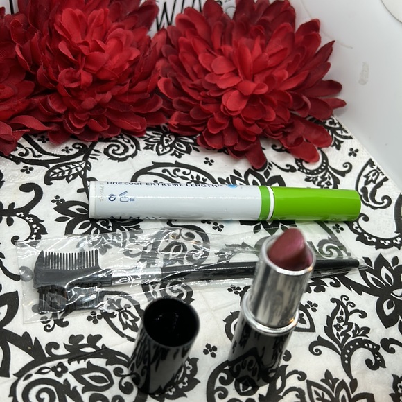 Make up bundle - Picture 8 of 13